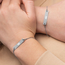 Load image into Gallery viewer, Engraved Silver Bar Chain Bracelet